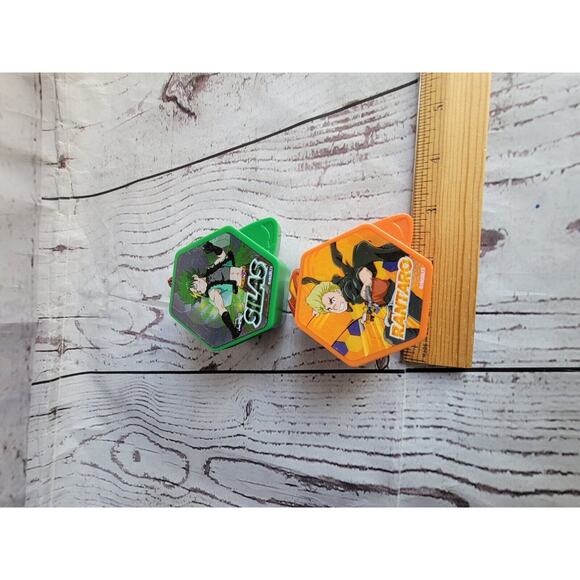 BeyBlade Burst - 2020 McDonalds Happy Meal - Rantaro And Silas - Picture 10 of 10